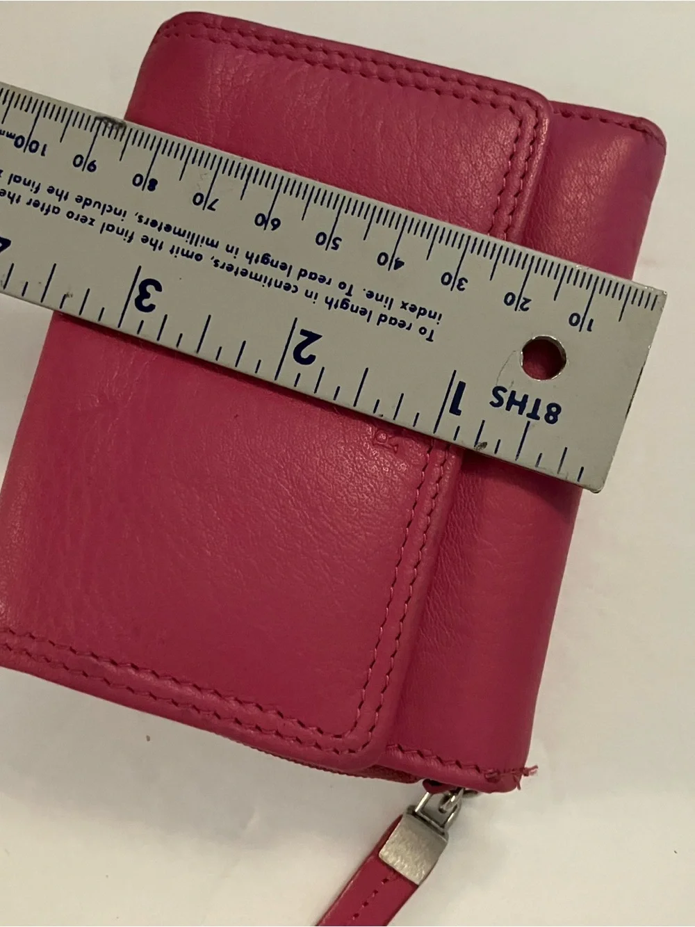 Rolfs Pink Vintage Leather Wallet with Zip Compartment
